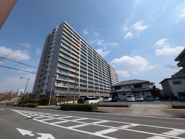 リーデンススクエア栗東　中古マンション
