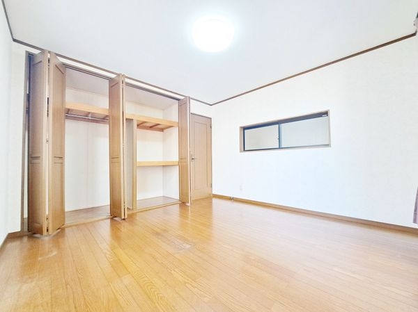 大津市雄琴１丁目の中古一戸建て