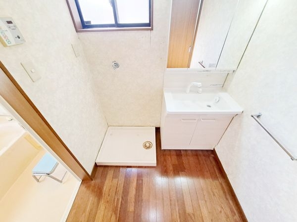 大津市雄琴１丁目の中古一戸建て