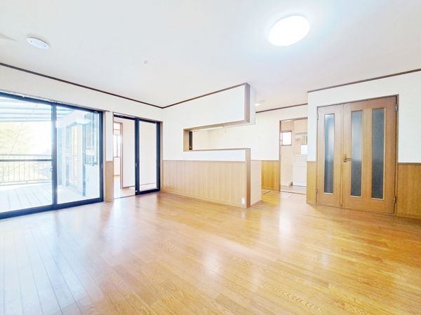 大津市雄琴１丁目の中古一戸建て
