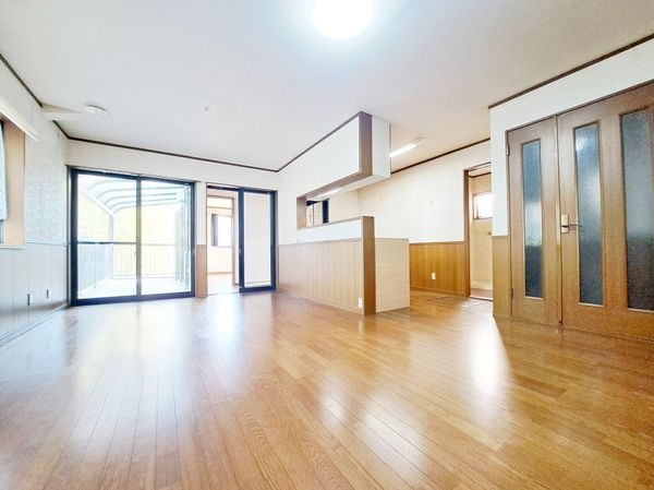 大津市雄琴１丁目の中古一戸建て