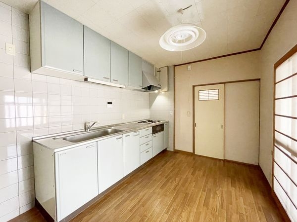 京都市山科区西野山百々町の中古一戸建て