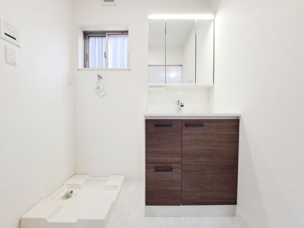 大津市一里山4丁目の中古一戸建て(洗面台・洗面所)