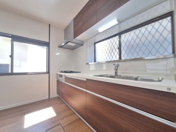 大津市若葉台の中古一戸建て