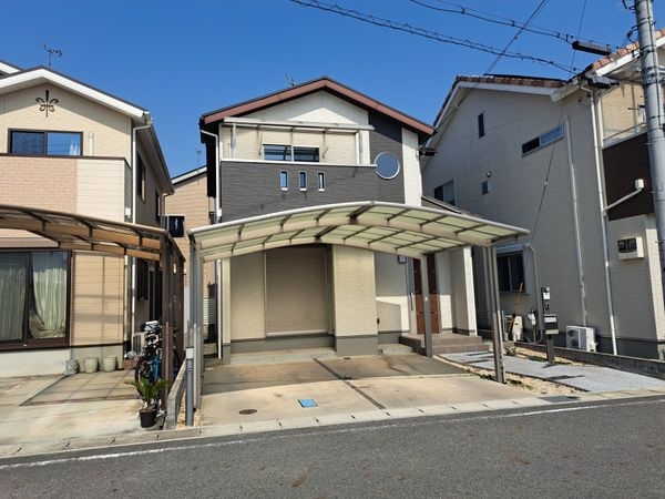 大津市比叡辻１丁目の中古一戸建て
