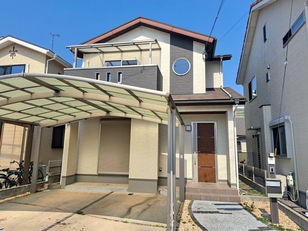 大津市比叡辻１丁目の中古一戸建て