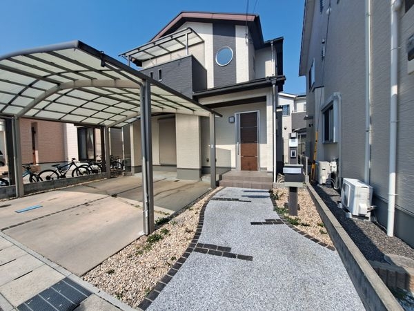 大津市比叡辻１丁目の中古一戸建て