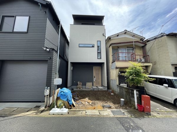 京都市伏見区醍醐御園尾町　新築一戸建て