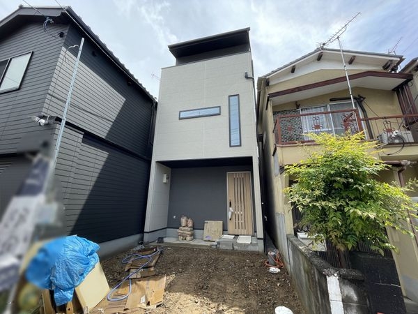 京都市伏見区醍醐御園尾町　新築一戸建て