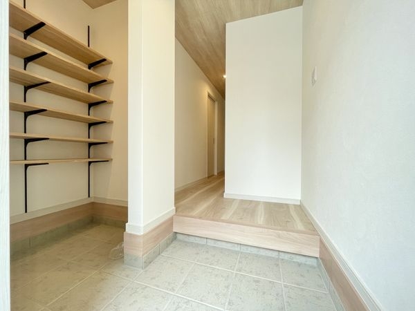 京都市伏見区醍醐御園尾町　新築一戸建て