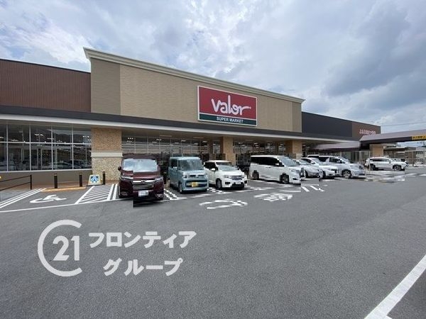 草津市南笠東3丁目の中古一戸建て(バロー南草津店)