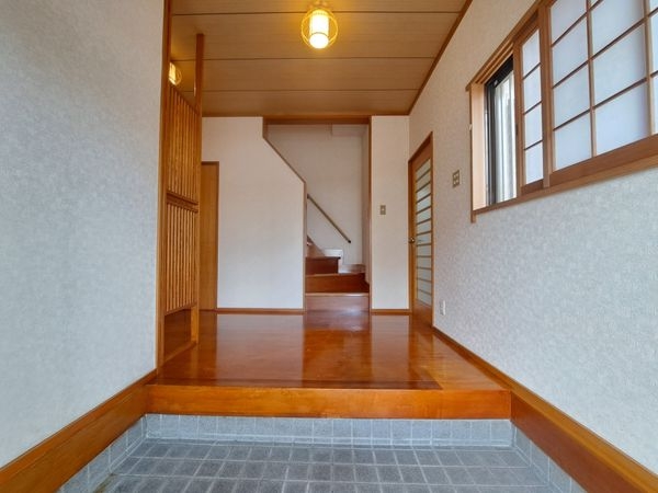 草津市南笠東３丁目の中古一戸建て
