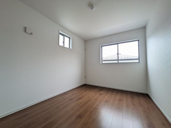 草津市上笠２丁目　新築一戸建て　2号棟