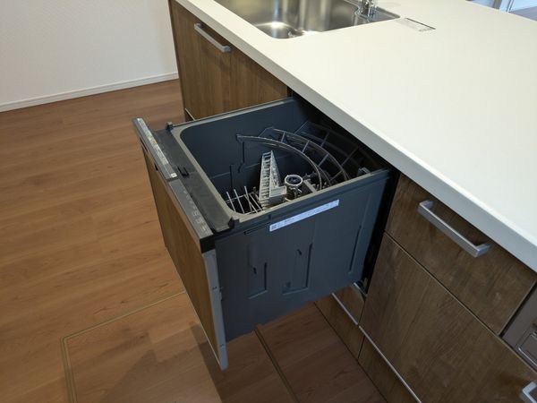 草津市上笠２丁目　新築一戸建て　2号棟