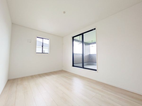 大津市雄琴５丁目　新築一戸建て　第２２　２号棟