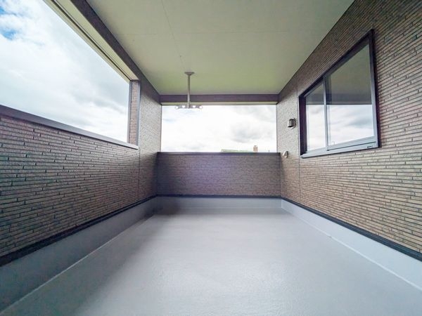 大津市雄琴５丁目　新築一戸建て　第２２　２号棟
