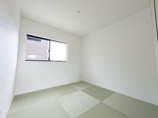 大津市雄琴５丁目　新築一戸建て　第２２　２号棟