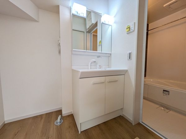 守山市下之郷1丁目 新築一戸建て 1号棟(洗面台・洗面所)