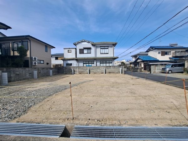 守山市下之郷１丁目　新築一戸建て　2号棟