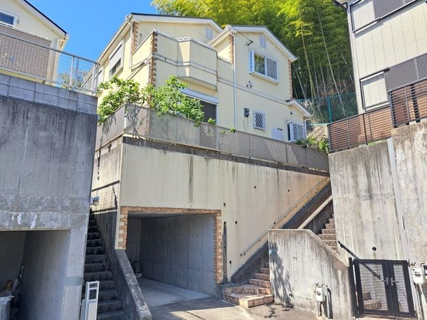 大津市木の岡町　中古一戸建て