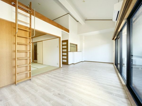ブルーム山科大宅 中古マンション(リビング)