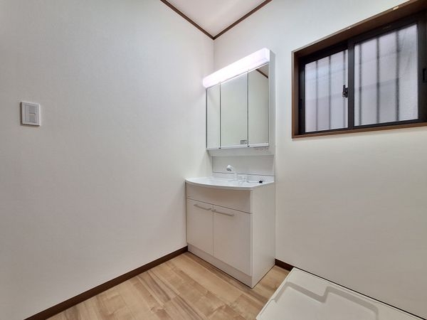 大津市大江３丁目の中古一戸建て
