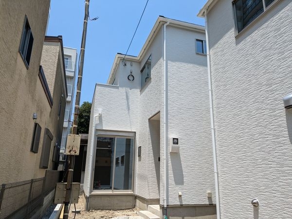 大津市中央１丁目　新築一戸建て　2号棟