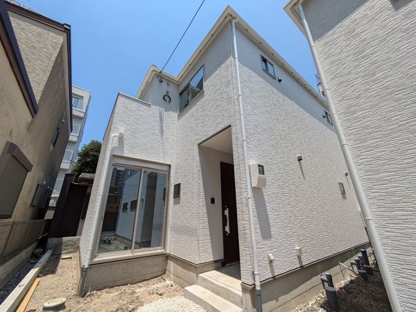 大津市中央１丁目　新築一戸建て　2号棟
