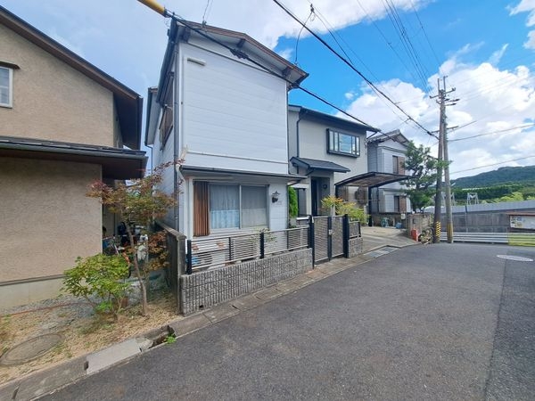 大津市田辺町の中古一戸建て