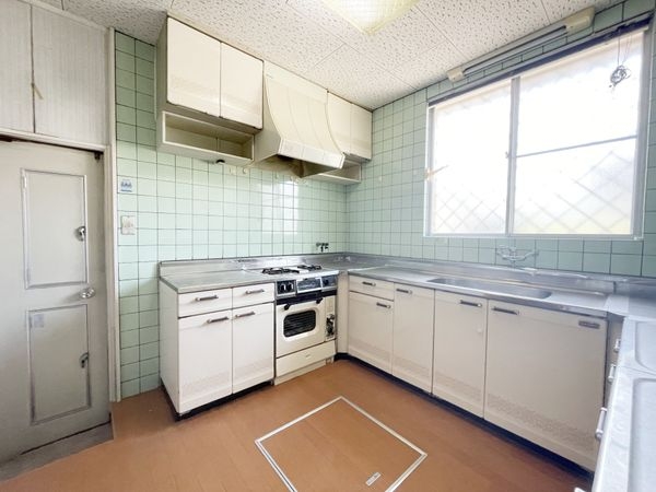 大津市赤尾町　中古一戸建て