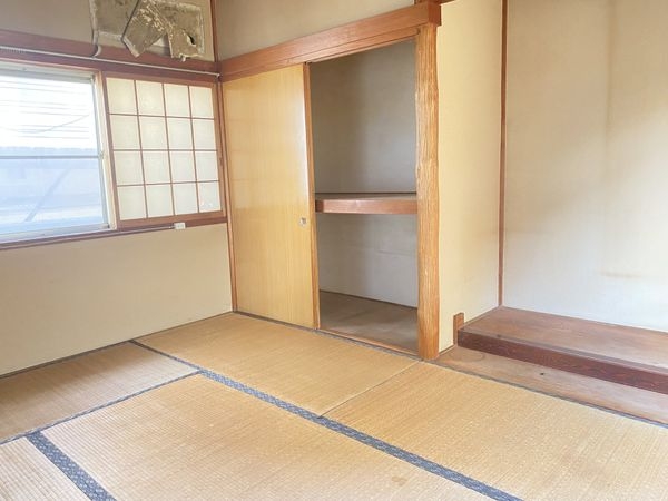 京都市伏見区深草大亀谷万帖敷町の中古一戸建て