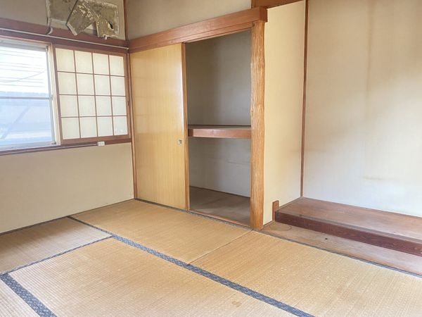 京都市伏見区深草大亀谷万帖敷町の中古一戸建て