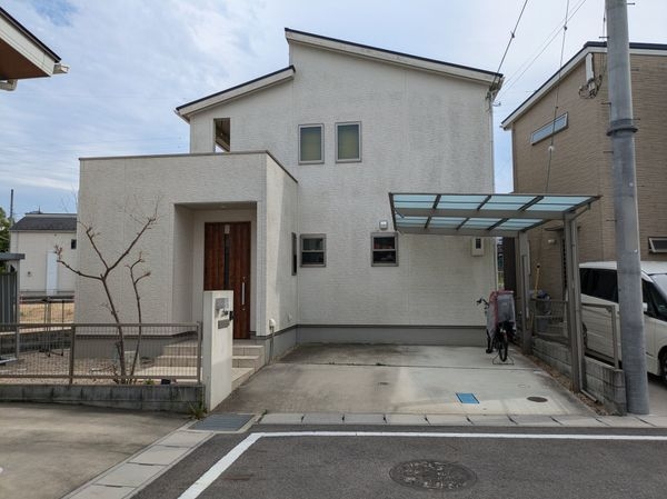 大津市石山寺４丁目の中古一戸建て