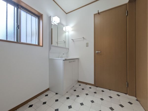 守山市水保町の中古一戸建て