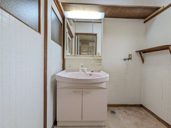 大津市雄琴５丁目の中古一戸建て