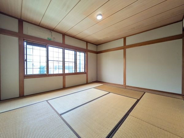 大津市雄琴５丁目の中古一戸建て