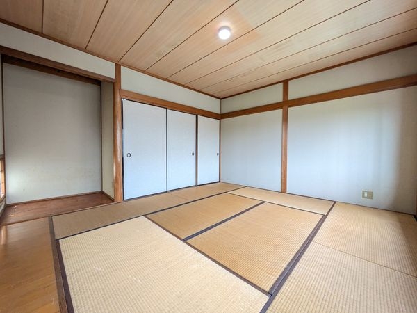 大津市雄琴５丁目の中古一戸建て