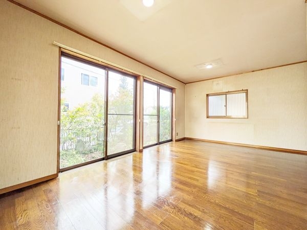 大津市雄琴５丁目の中古一戸建て