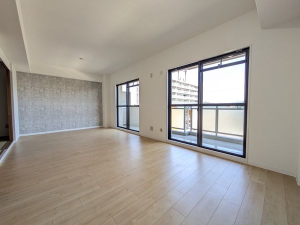 エメラルドマンション草津青地２　中古マンション