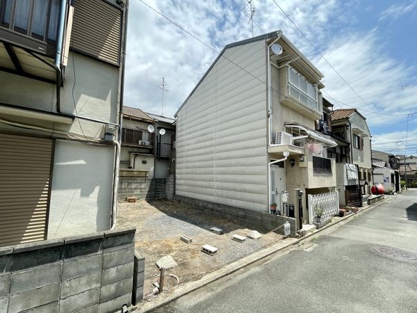 京都市伏見区深草直違橋南１丁目　新築一戸建て