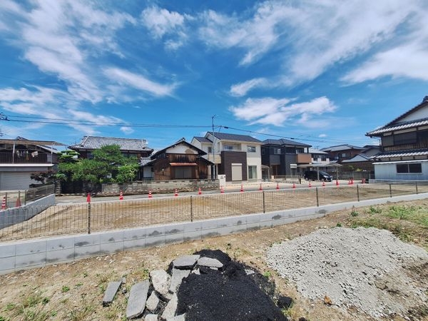 栗東市小柿２丁目　新築一戸建て　１期　１号棟