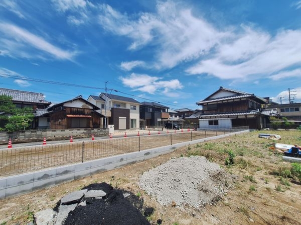 栗東市小柿２丁目　新築一戸建て　１期　１号棟