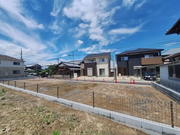 栗東市小柿２丁目　新築一戸建て　１期　１号棟