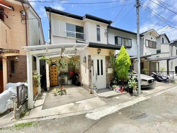 京都市伏見区深草大亀谷西寺町の中古一戸建て