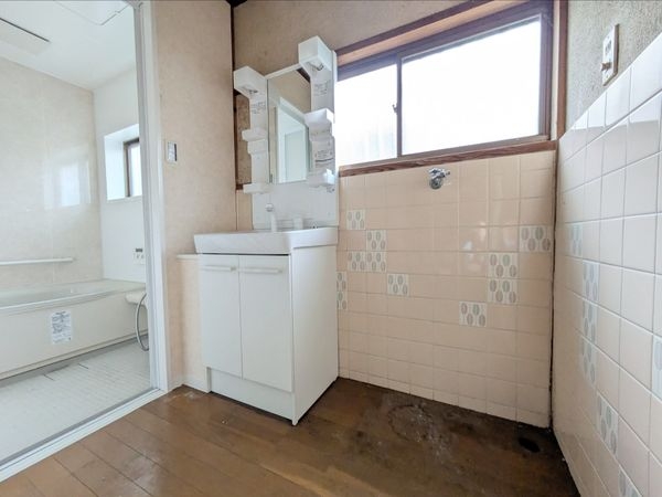 草津市上笠４丁目の中古一戸建て