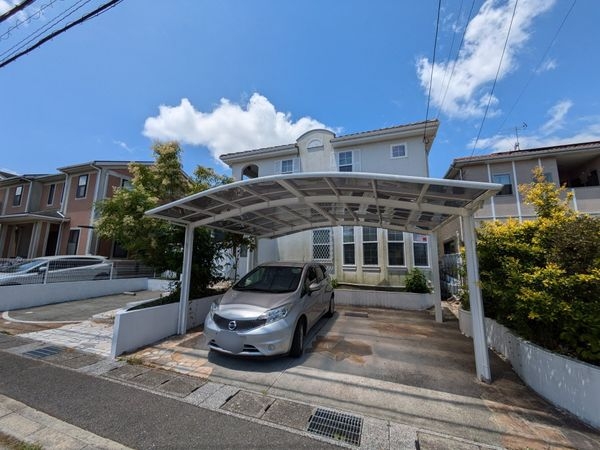 大津市比叡平２丁目の中古一戸建て