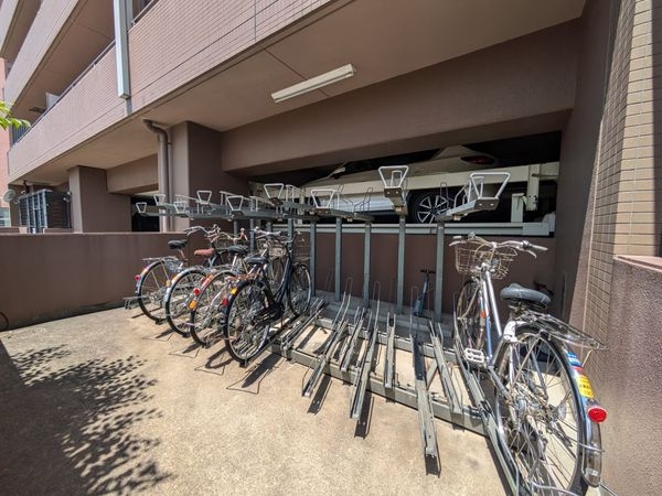 グレーシィ栗東エクサーブ　中古マンション