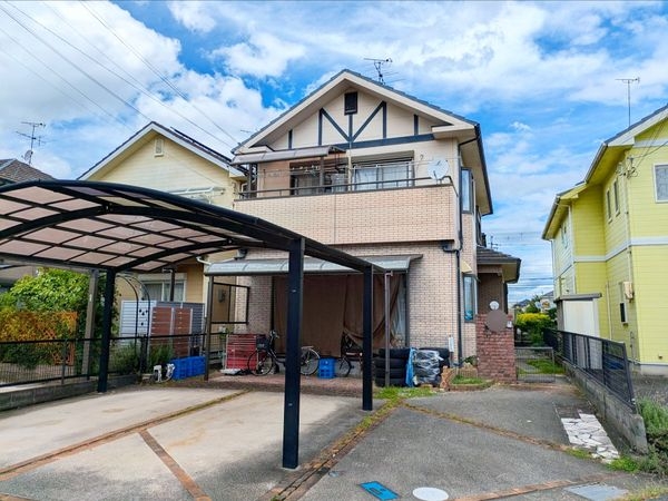 栗東市綣９丁目の中古一戸建て