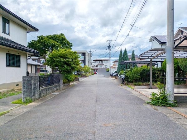 栗東市綣９丁目の中古一戸建て