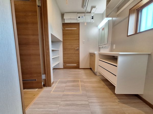 守山市焔魔堂町　新築一戸建て　６号地